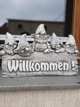 Steinfigur_Gartenfigur_Zwerge_Willkommen