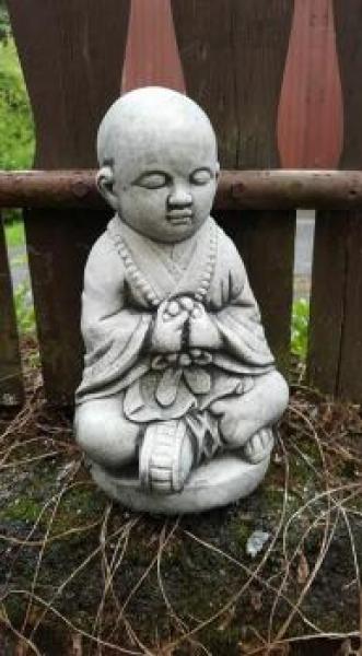 Steinfigur_Gartenfigur_Buddha_Sitzend