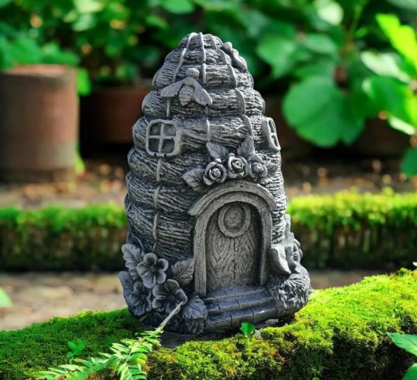Steinfigur_Gartenfigur_Feenhaus_bee